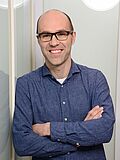 Porträt von Tobias Maierhofer