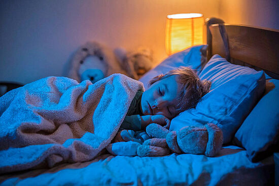 "Schlaf gut" – so kommen Kind und Eltern gut durch die Nacht